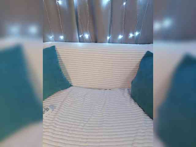 Ksenia7723 Live Webcam on BongaCams