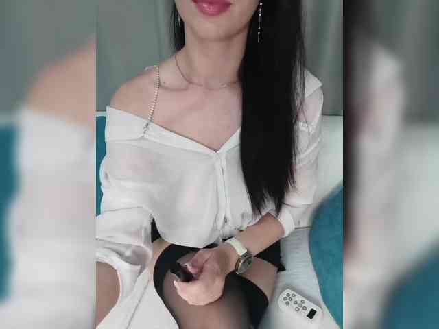 Kisskiss55 webcam