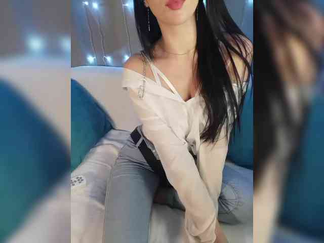 Ksenia7723 Live Webcam on BongaCams