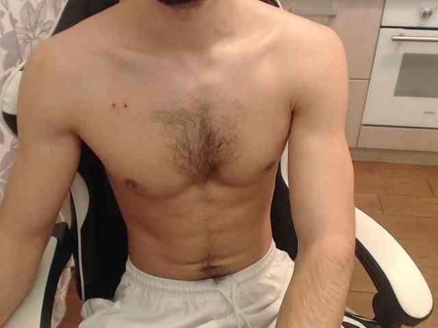 Mandarin4ks Live Webcam on BongaCams