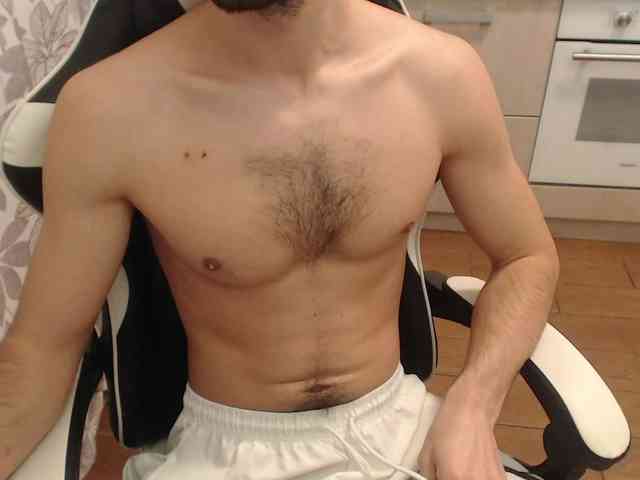 Mandarin4ks Live Webcam on BongaCams