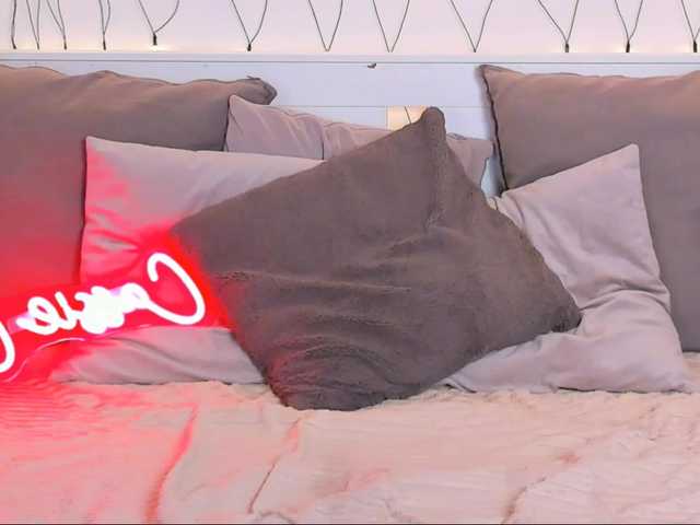 LillianShineX webcam