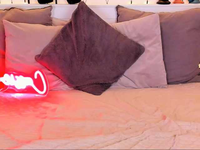 LillianShineX — Squirt Show?  (menu prices in pvt) #dildo #squirt #brunette #tattoos #anal