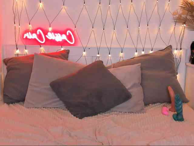 LillianShineX webcam