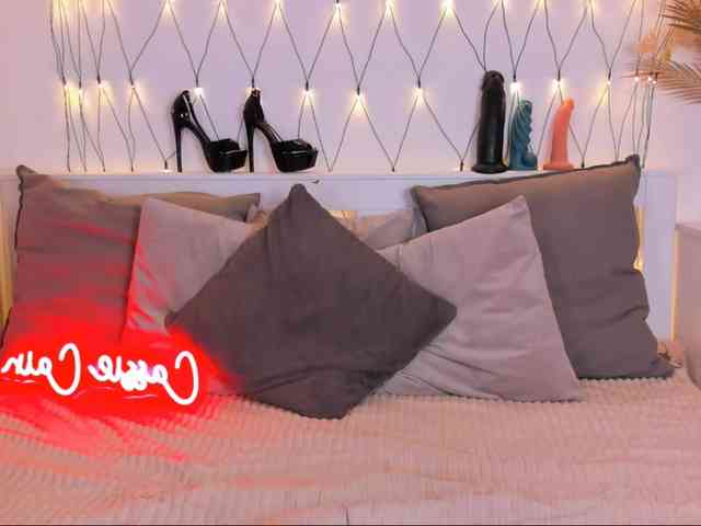 LillianShineX webcam