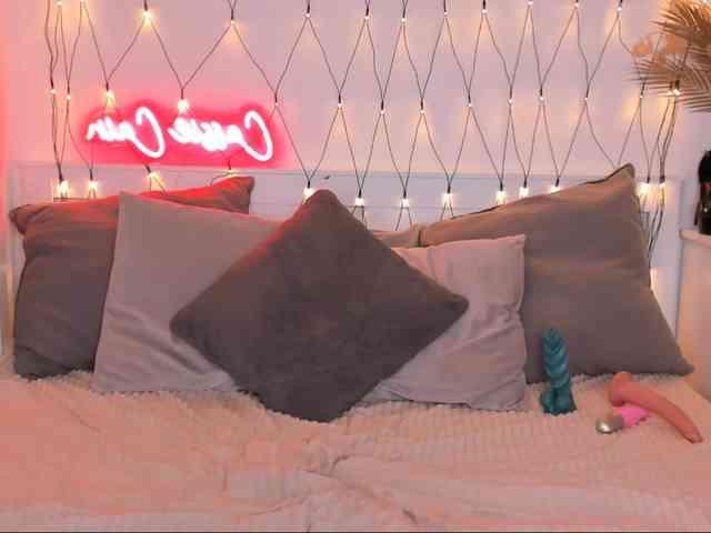 LillianShineX webcam