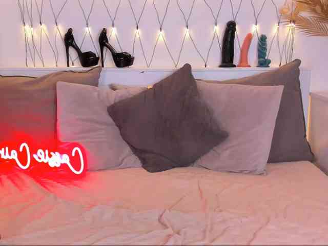 LillianShineX webcam