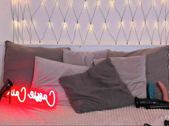 LillianShineX webcam