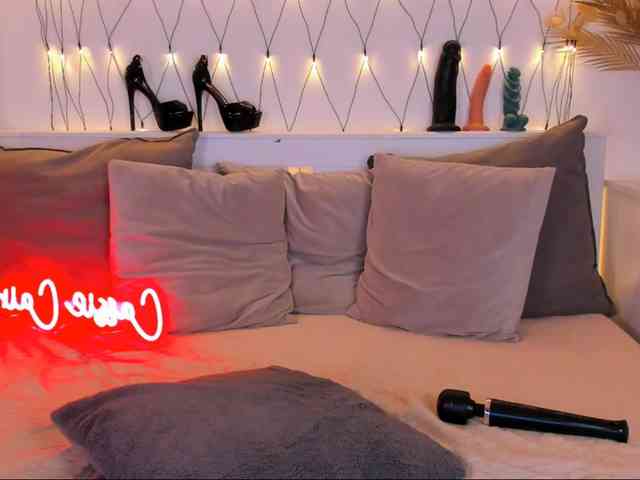 LillianShineX webcam