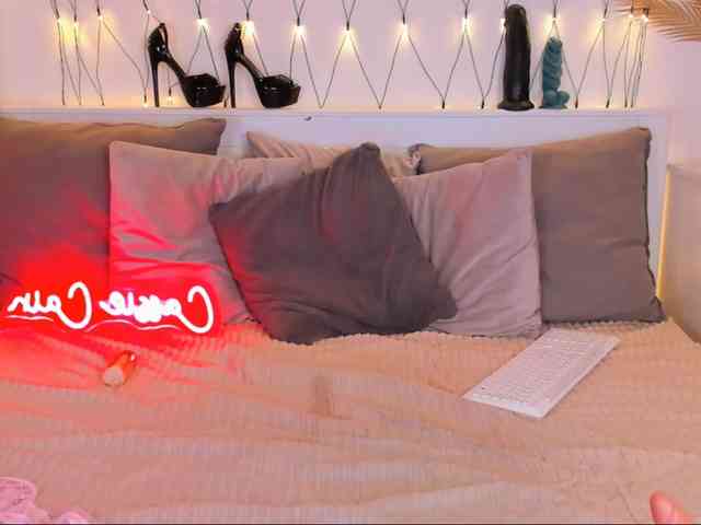 LillianShineX webcam