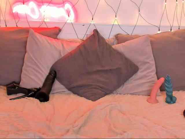 LillianShineX webcam
