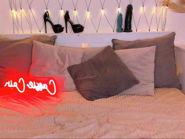 LillianShineX webcam