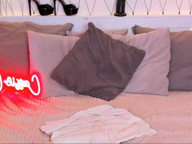 LillianShineX webcam