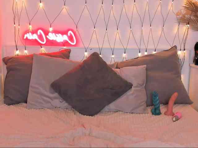 LillianShineX webcam