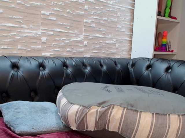 AmelieandRoss from BongaCams is Freechat