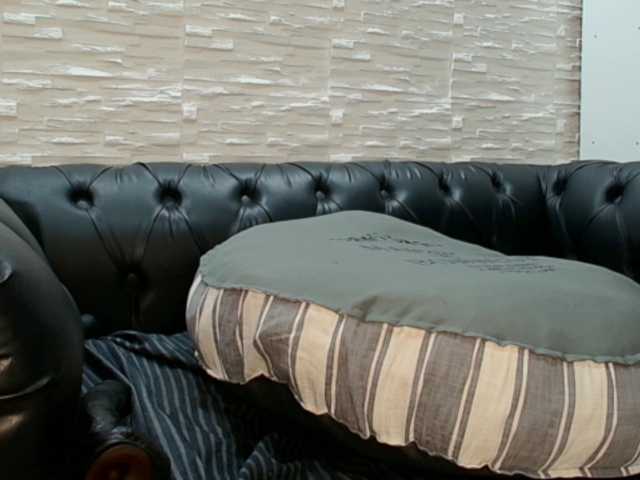 AmelieandRoss from BongaCams is Freechat