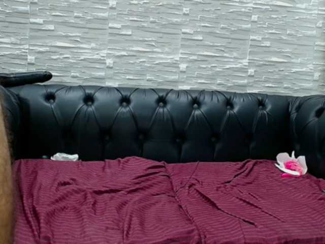 AmelieandRoss from BongaCams