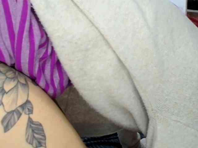 CreampiEnacia webcam