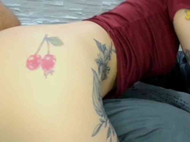 CreampiEnacia webcam