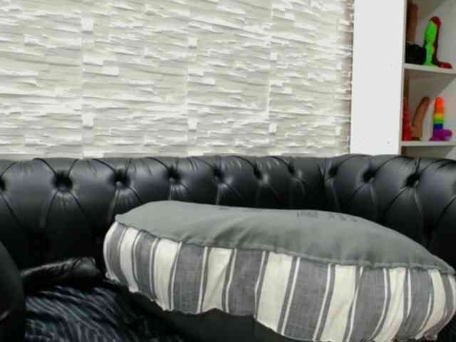 CreampiEnacia webcam