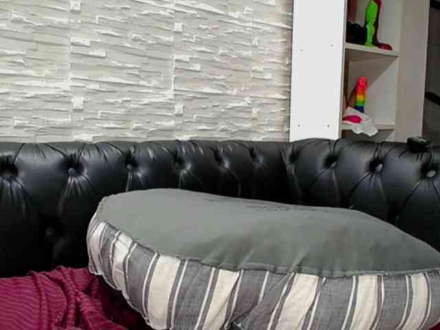 CreampiEnacia webcam