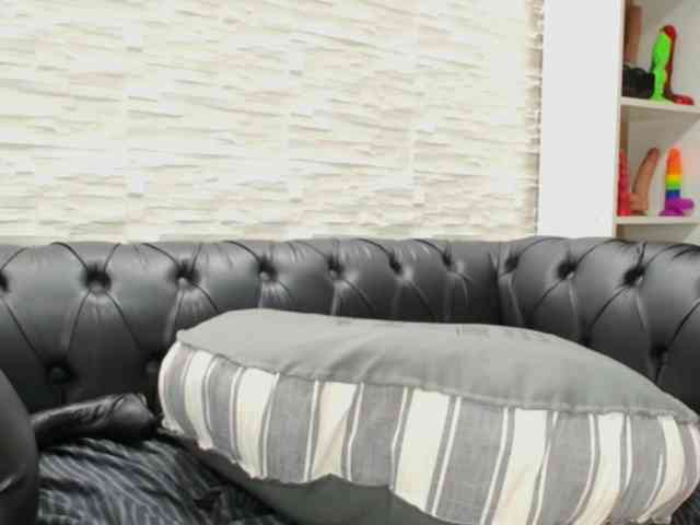 CreampiEnacia webcam