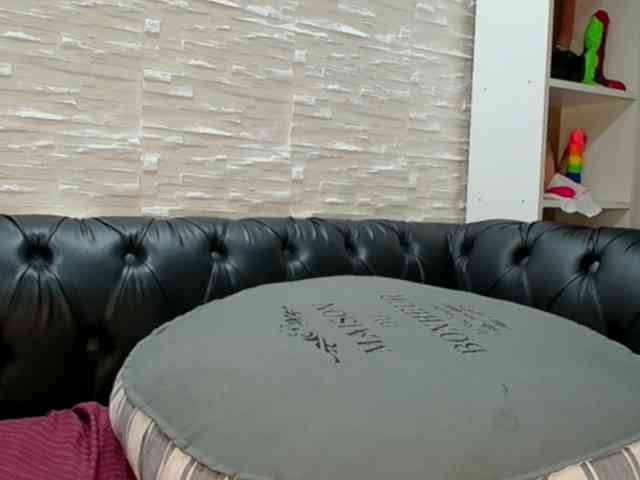 CreampiEnacia webcam