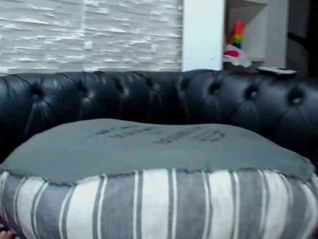 CreampiEnacia webcam