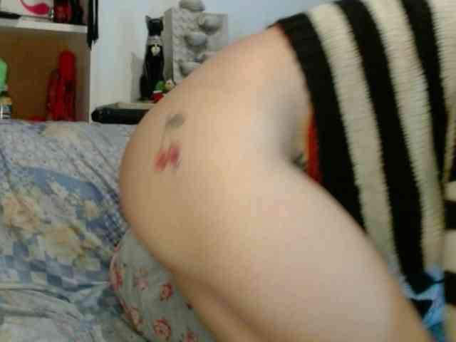 CreampiEnacia webcam