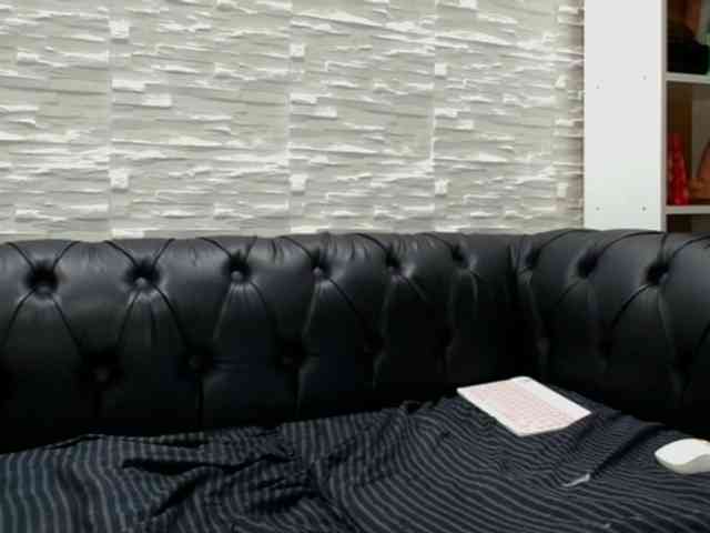 CreampiEnacia webcam