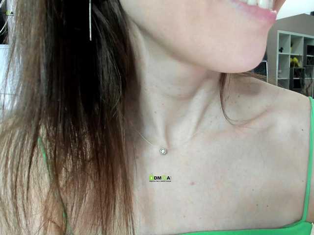 firstMaja's BongaCams show and profile