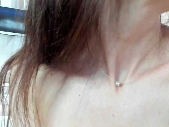 firstMaja's BongaCams show and profile