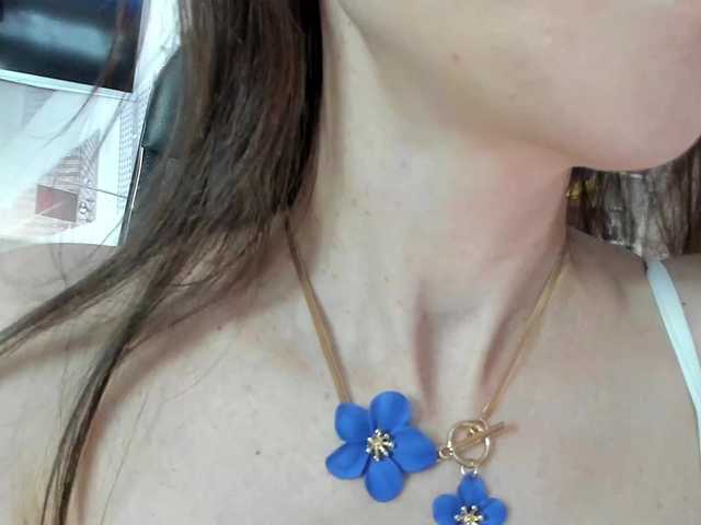 firstMaja's BongaCams show and profile