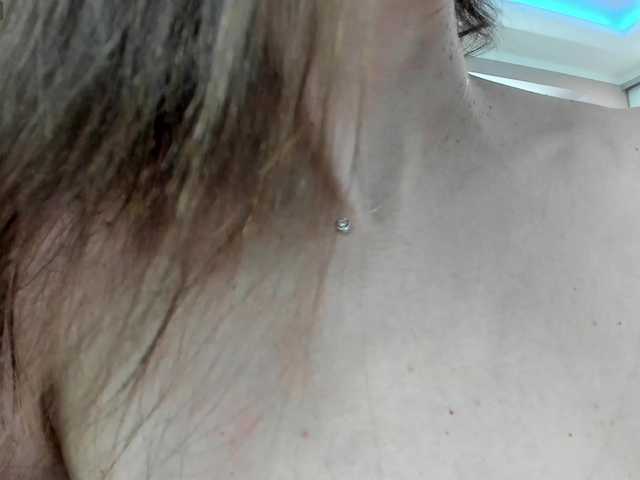 firstMaja's BongaCams show and profile