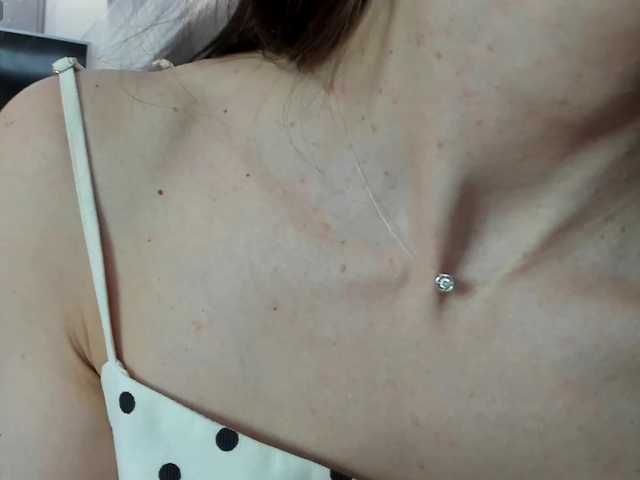 firstMaja's BongaCams show and profile