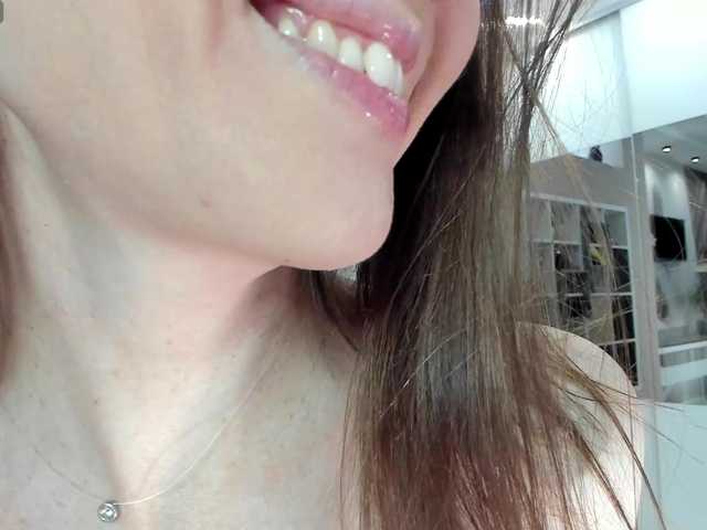 видео firstMaja