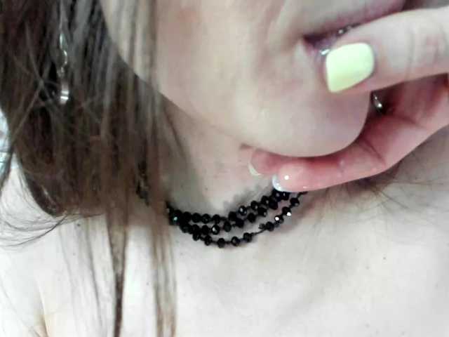 firstMaja's BongaCams show and profile