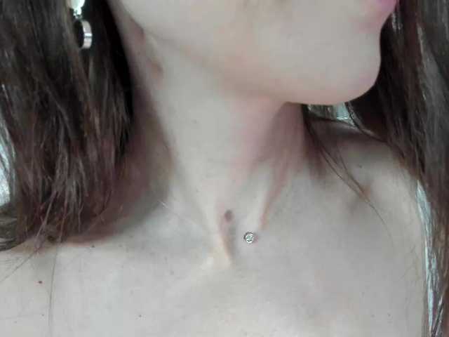 firstMaja's BongaCams show and profile