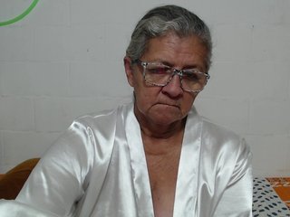 candy-mature Porn Show