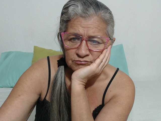 candy-mature's BongaCams show and profile