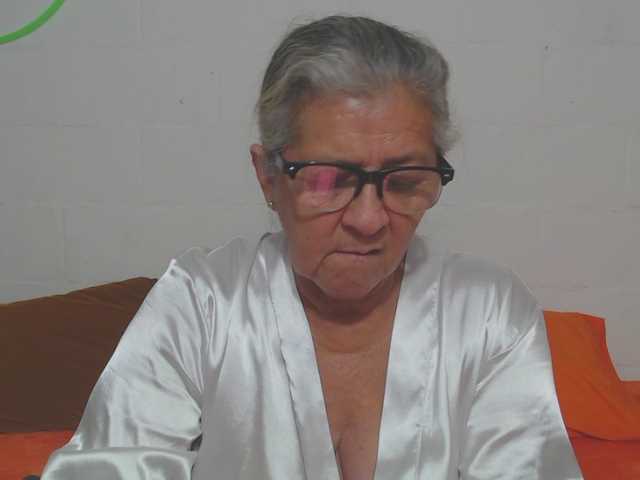 candy-mature's BongaCams show and profile