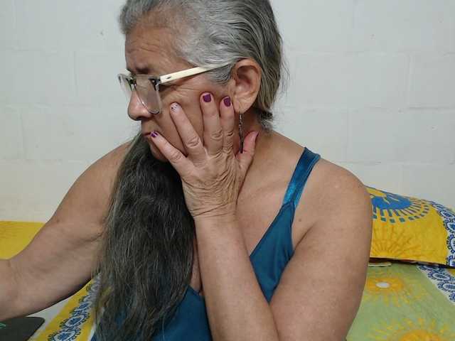 candy-mature's BongaCams show and profile