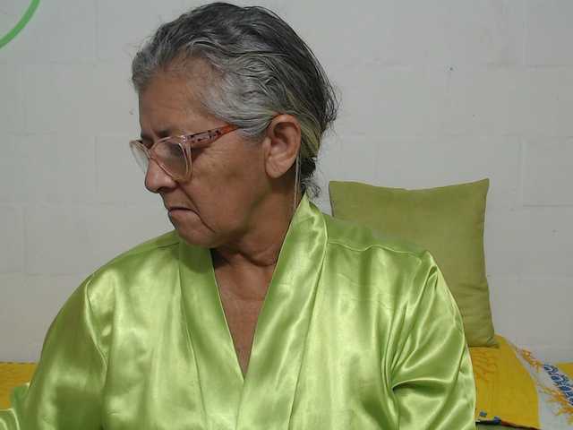 candy-mature's BongaCams show and profile