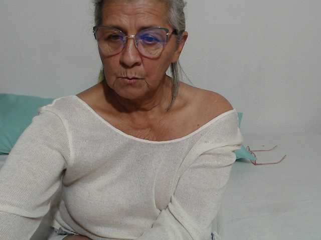 candy-mature's BongaCams show and profile