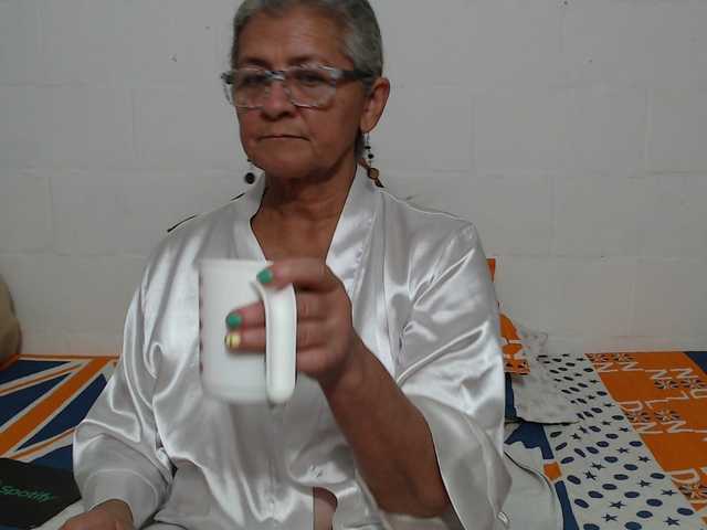 candy-mature's BongaCams show and profile