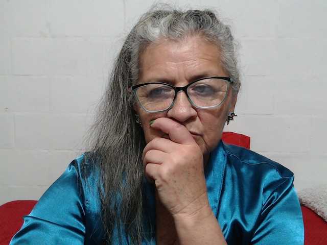 candy-mature