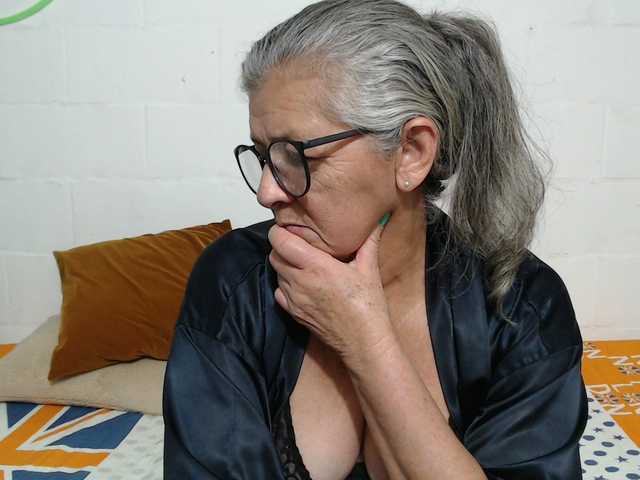 candy-mature's BongaCams show and profile