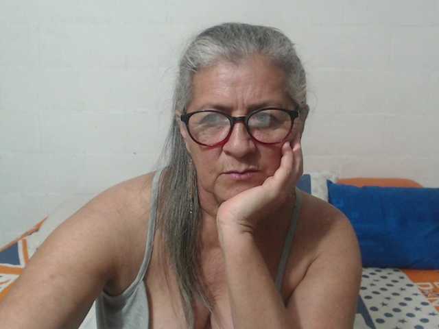 candy-mature