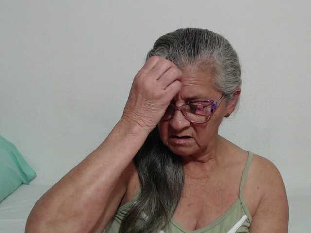 candy-mature's BongaCams show and profile