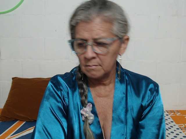 candy-mature's BongaCams show and profile